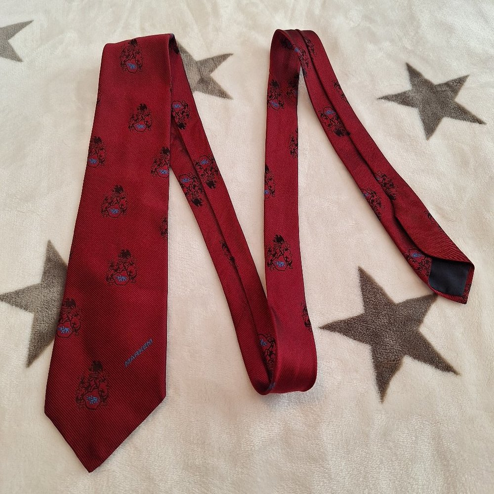ALPI 100% SILK TIE NECKTIE VINTAGE Red With Blue Elephant Rhinoceros Markem